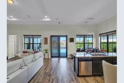 8343 NW 28th St, Cooper City, FL 33024 - Photo 17
