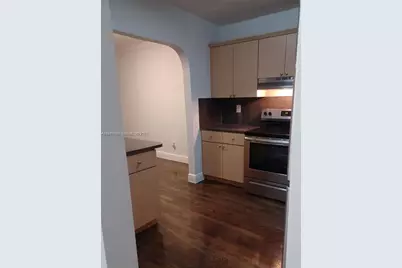 980 NE 170th St #204, North Miami Beach, FL 33162 - Photo 7