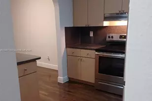 980 NE 170th St, North Miami Beach, FL 33162 - Photo 7