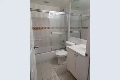 980 NE 170th St #204, North Miami Beach, FL 33162 - Photo 23