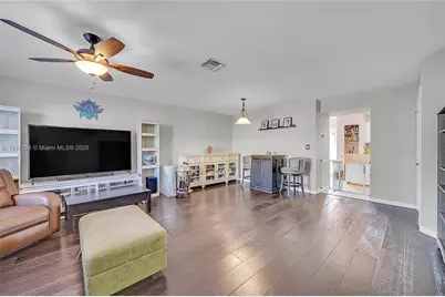 5933 Glasgow Way, Tamarac, FL 33321 - Photo 5