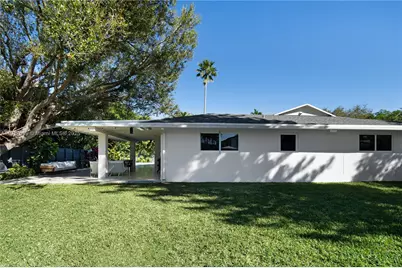 8445 SW 158th St, Palmetto Bay, FL 33157 - Photo 13