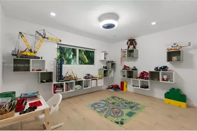 8445 SW 158th St, Palmetto Bay, FL 33157 - Photo 35