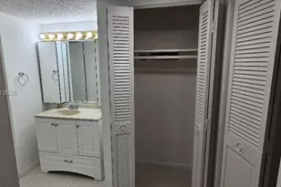 18021 Biscayne Blvd, Aventura, FL 33160 - Photo 11