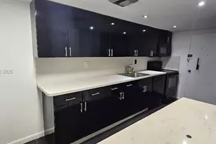 18021 Biscayne Blvd, Aventura, FL 33160 - Photo 1