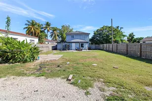 2275 NW 30th St, Miami, FL 33142 - Photo 21
