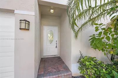 3991 NW 92 Avenue, Sunrise, FL 33351 - Photo 3