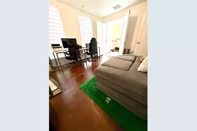 9165 NW 33rd St, Doral, FL 33172 - Photo 15