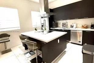 9165 NW 33rd St, Doral, FL 33172 - Photo 9