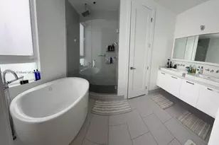 9165 NW 33rd St, Doral, FL 33172 - Photo 3