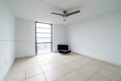 2500 NE 135th St #B408, North Miami, FL 33181 - Photo 9