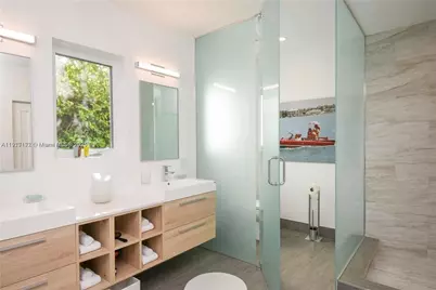 641 86th St #N/A, Miami Beach, FL 33141 - Photo 27