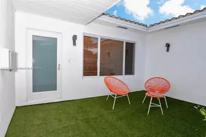 641 86th St #N/A, Miami Beach, FL 33141 - Photo 37