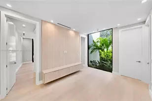 1002 NE 117th St, Biscayne Park, FL 33161 - Photo 21