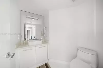1000 W Island Blvd #2407, Aventura, FL 33160 - Photo 13