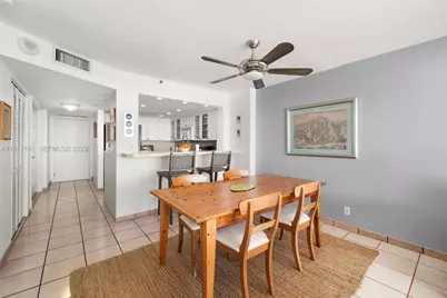 2555 Collins Ave #805, Miami Beach, FL 33140 - Photo 7