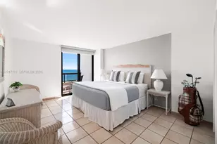 2555 Collins Ave, Miami Beach, FL 33140 - Photo 13