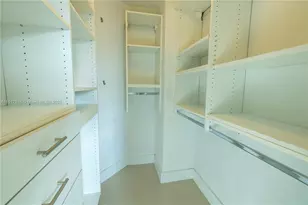 7900 Harbor Island Dr, North Bay Village, FL 33141 - Photo 15