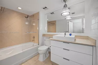 325 S Biscayne Blvd #2918, Miami, FL 33131 - Photo 15