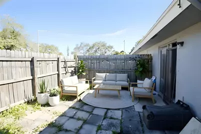 7131 Tam Oshanter Blvd, North Lauderdale, FL 33068 - Photo 11