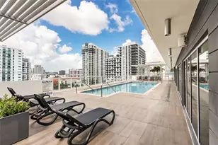 321 NE 26th St, Miami, FL 33137 - Photo 13