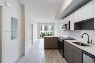 321 NE 26th St, Miami, FL 33137 - Photo 11
