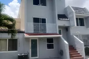 984 W 40th St, Hialeah, FL 33012 - Photo 1