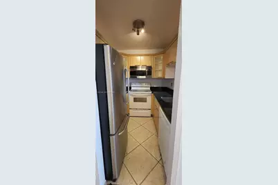 10029 Winding Lake Rd #201, Sunrise, FL 33351 - Photo 7