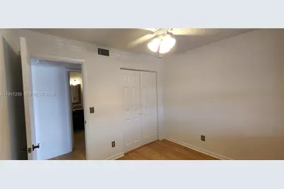 10029 Winding Lake Rd #201, Sunrise, FL 33351 - Photo 11