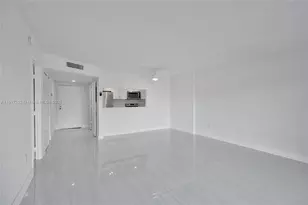 4164 Inverrary Dr, Lauderhill, FL 33319 - Photo 9