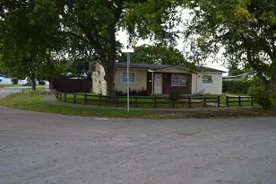 1472 NE 25th Ct, Pompano Beach, FL 33064 - Photo 13