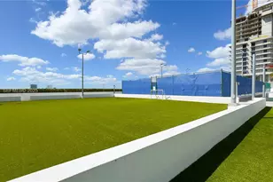 16385 Biscayne Blvd, North Miami Beach, FL 33160 - Photo 31