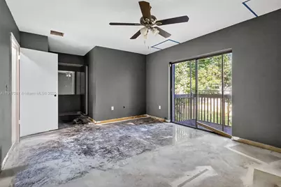 11053 SW 113th Pl, Miami, FL 33176 - Photo 13