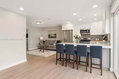 11053 SW 113th Pl, Miami, FL 33176 - Photo 9