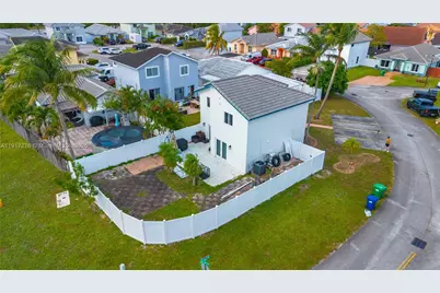 18662 NW 56th Ave, Miami Gardens, FL 33055 - Photo 43