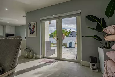 18662 NW 56th Ave, Miami Gardens, FL 33055 - Photo 11