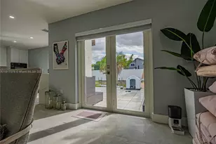 18662 NW 56th Ave, Miami Gardens, FL 33055 - Photo 11