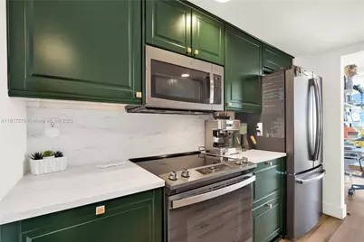 1915 Brickell Ave #C1101, Miami, FL 33129 - Photo 7