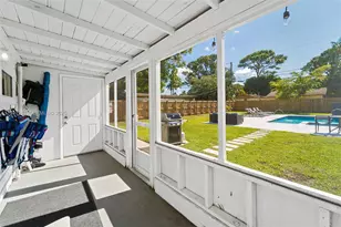 1464 NE 24th St, Wilton Manors, FL 33305 - Photo 15