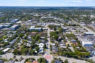 1464 NE 24th St, Wilton Manors, FL 33305 - Photo 25
