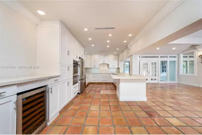 3240 Morris Ln, Miami, FL 33133 - Photo 13