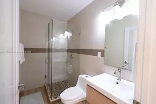 236 NE 1st St, Dania Beach, FL 33004 - Photo 11