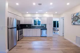 236 NE 1st St, Dania Beach, FL 33004 - Photo 17