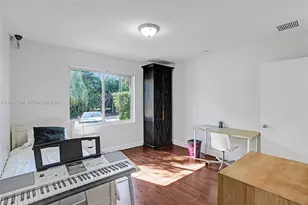 3443 NE 166th St, North Miami Beach, FL 33160 - Photo 39