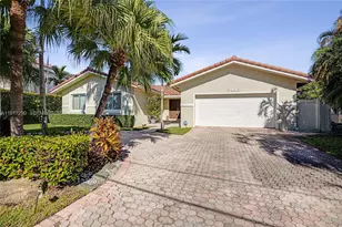 3443 NE 166th St, North Miami Beach, FL 33160 - Photo 5