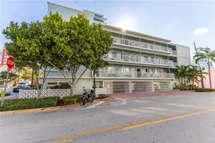 158 Ocean Dr, Miami Beach, FL 33139 - Photo 23