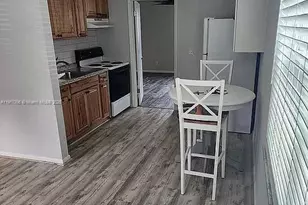 333 SE Martin Ave, Stuart, FL 34996 - Photo 9