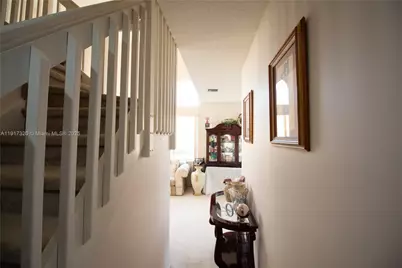 1562 NW 157th Ave, Pembroke Pines, FL 33028 - Photo 19