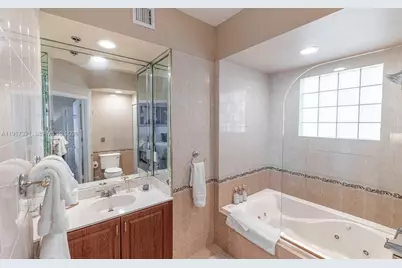 3255 NE 184th St #12406, Aventura, FL 33160 - Photo 41