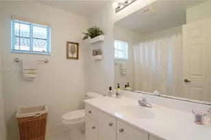 1546 Sandpiper Cir, Weston, FL 33327 - Photo 31